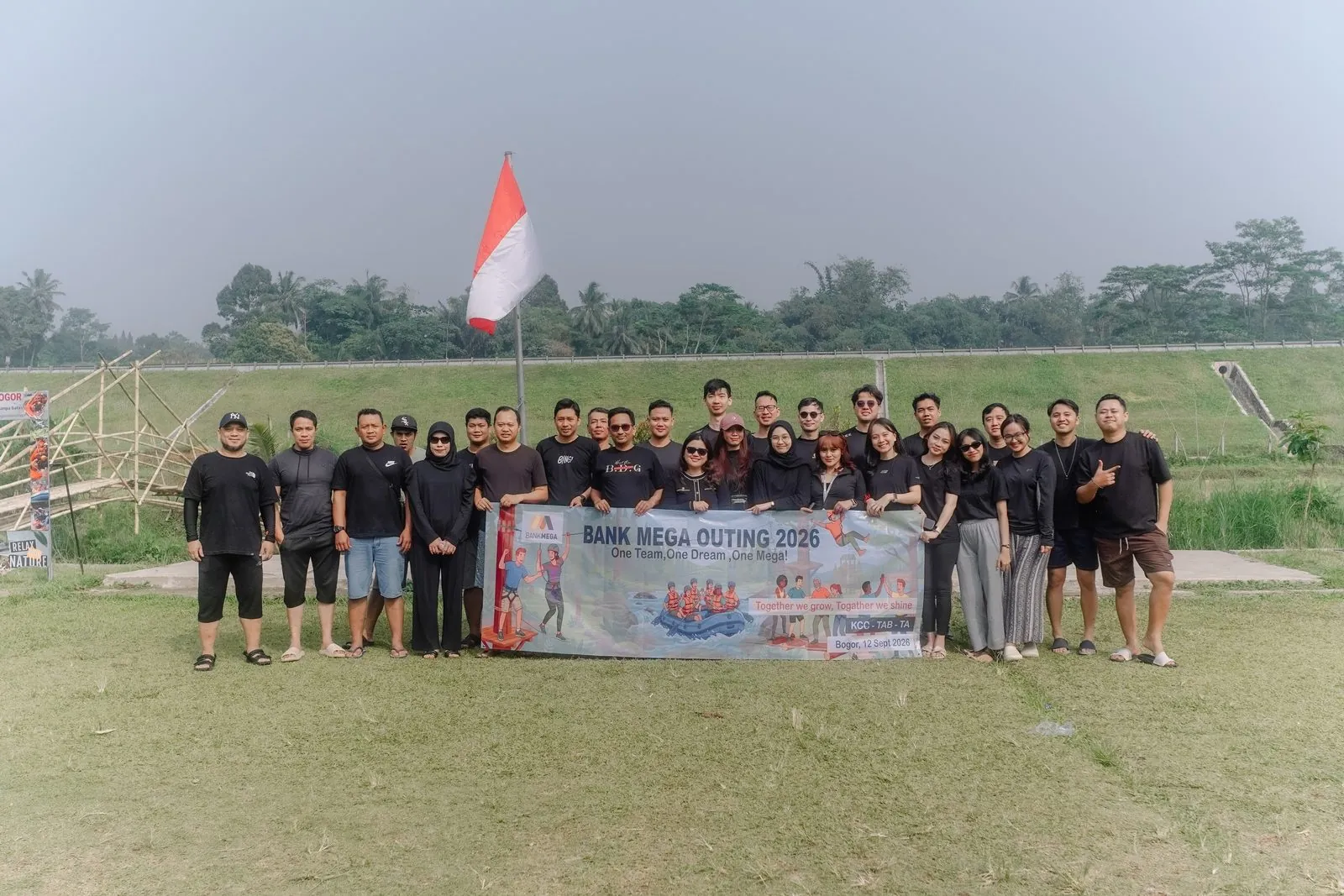 Foto grup Outing Bank Mega 2026